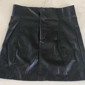 Zara Black pleather vegan Skirt medium